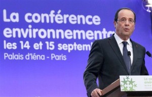 François Hollande sets out the main priorities for the environmental policy of his government.