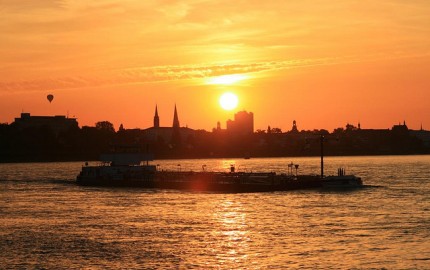 2653296762_42c70506d8_z